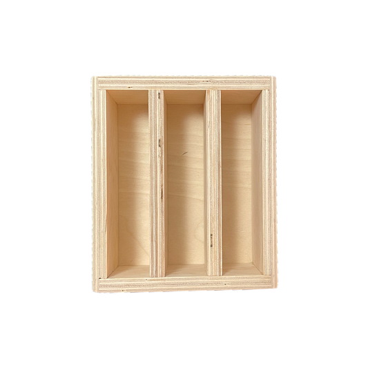 Wooden box - 3 aligned compartments