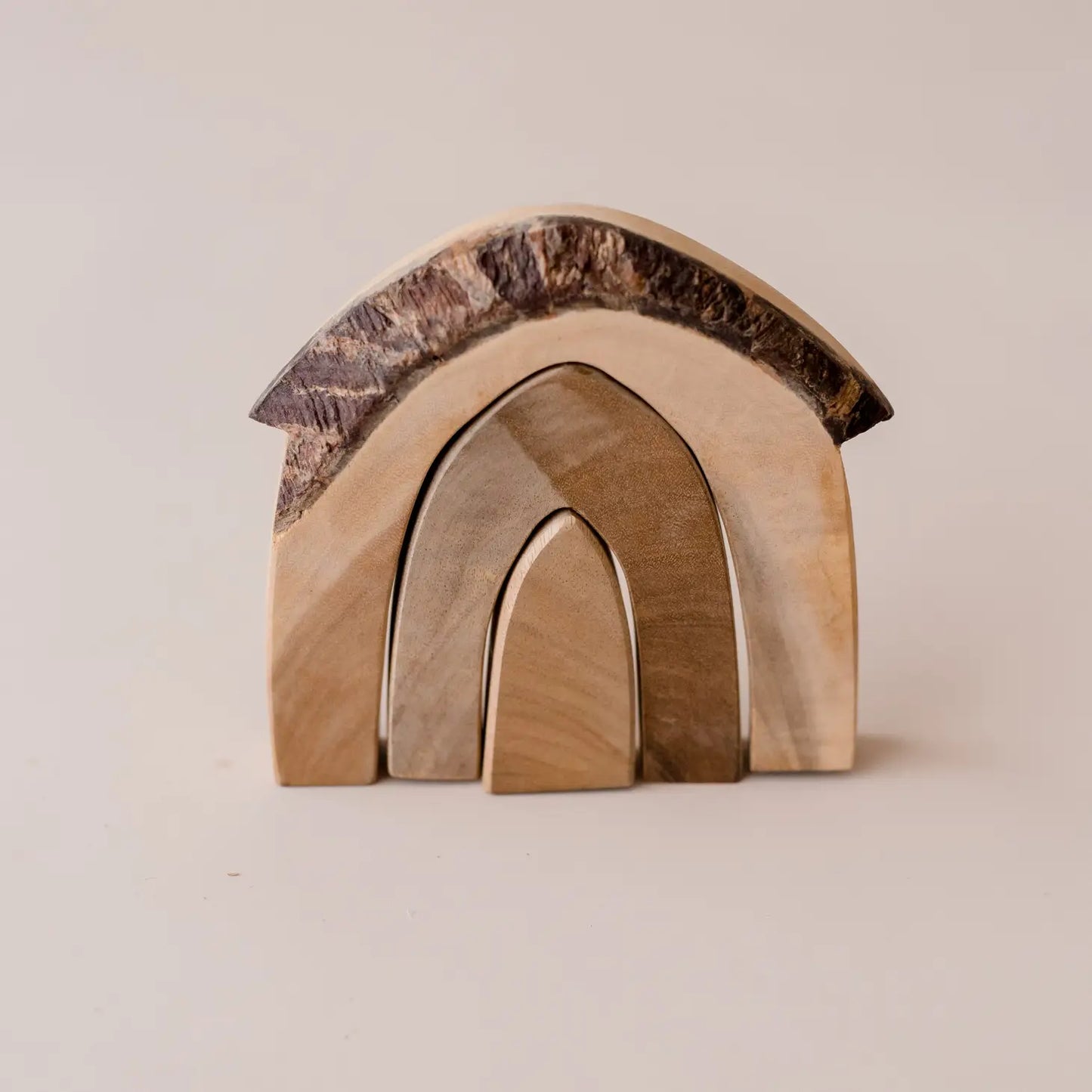 Maison de nidification dans les arbres