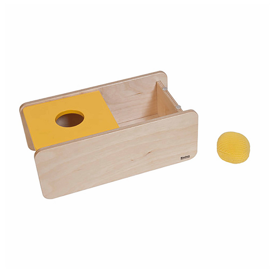 Box mit Schwingdeckel und Strickball - Nienhuis AMI